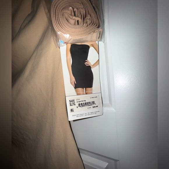 Spanx Assets Red Hot Nude Sleek Slimmers Strapless Slip 2253 NWT includes straps - Picture 7 of 8